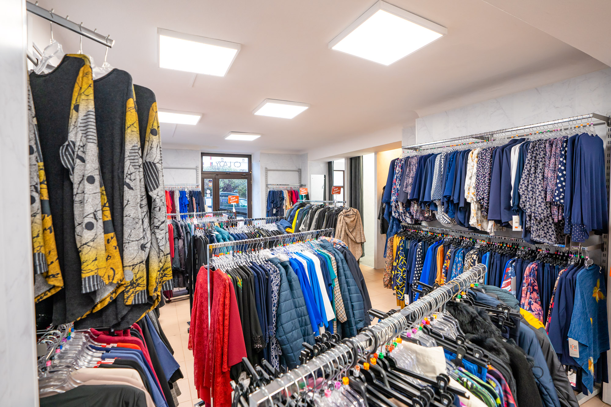 Butiky XL dámské oblečení ve velkých velikostech těhotenské oblečení Rzeszów Polsko