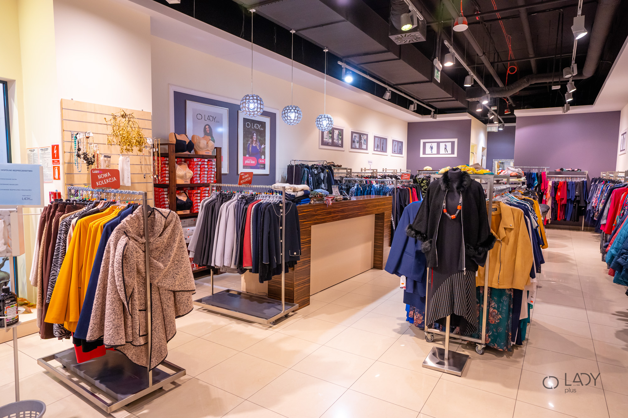 Butiky XL dámské oblečení ve velkých velikostech těhotenské oblečení Rzeszów Polsko