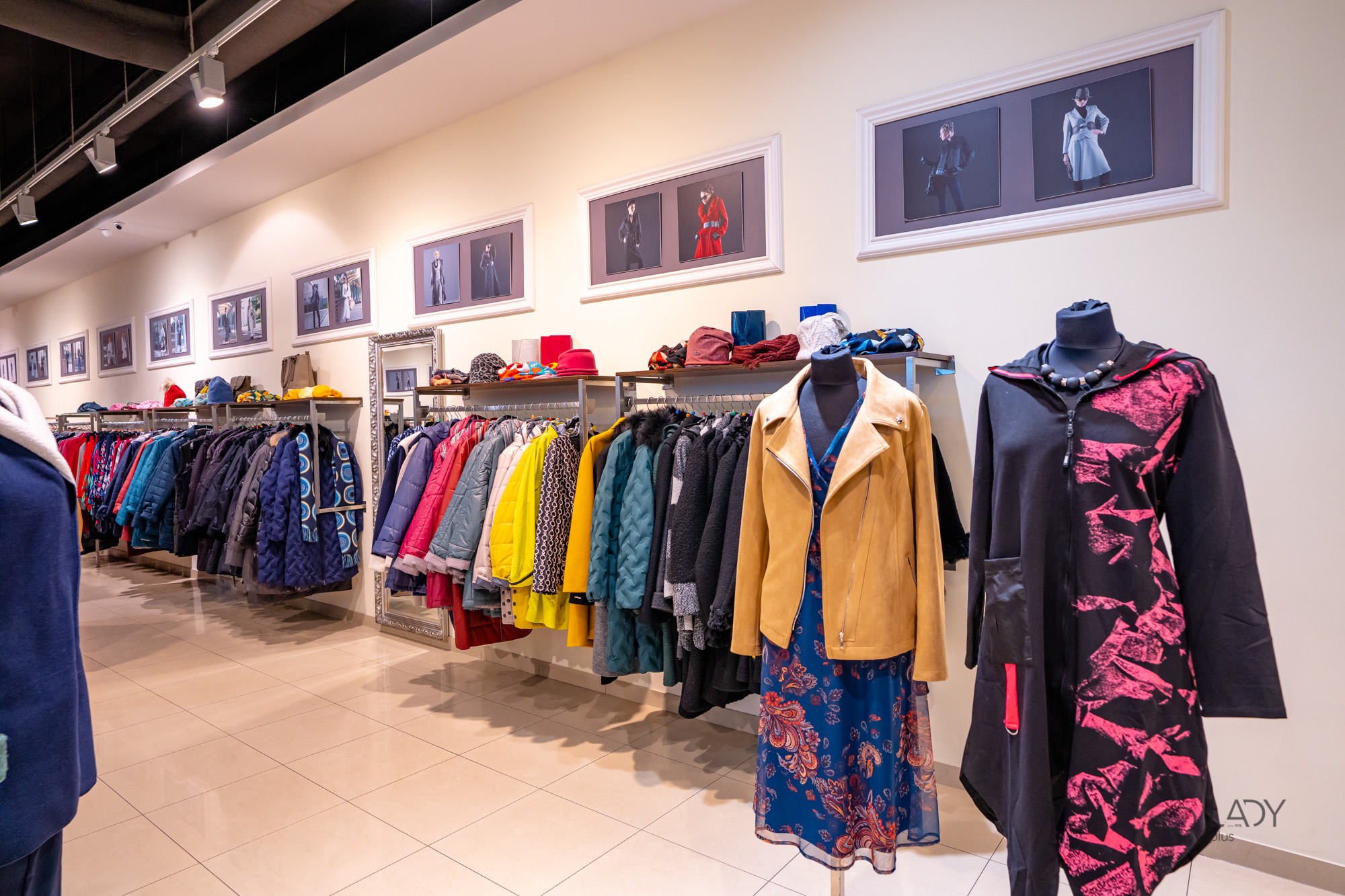 Butiky XL dámské oblečení ve velkých velikostech těhotenské oblečení Rzeszów Polsko