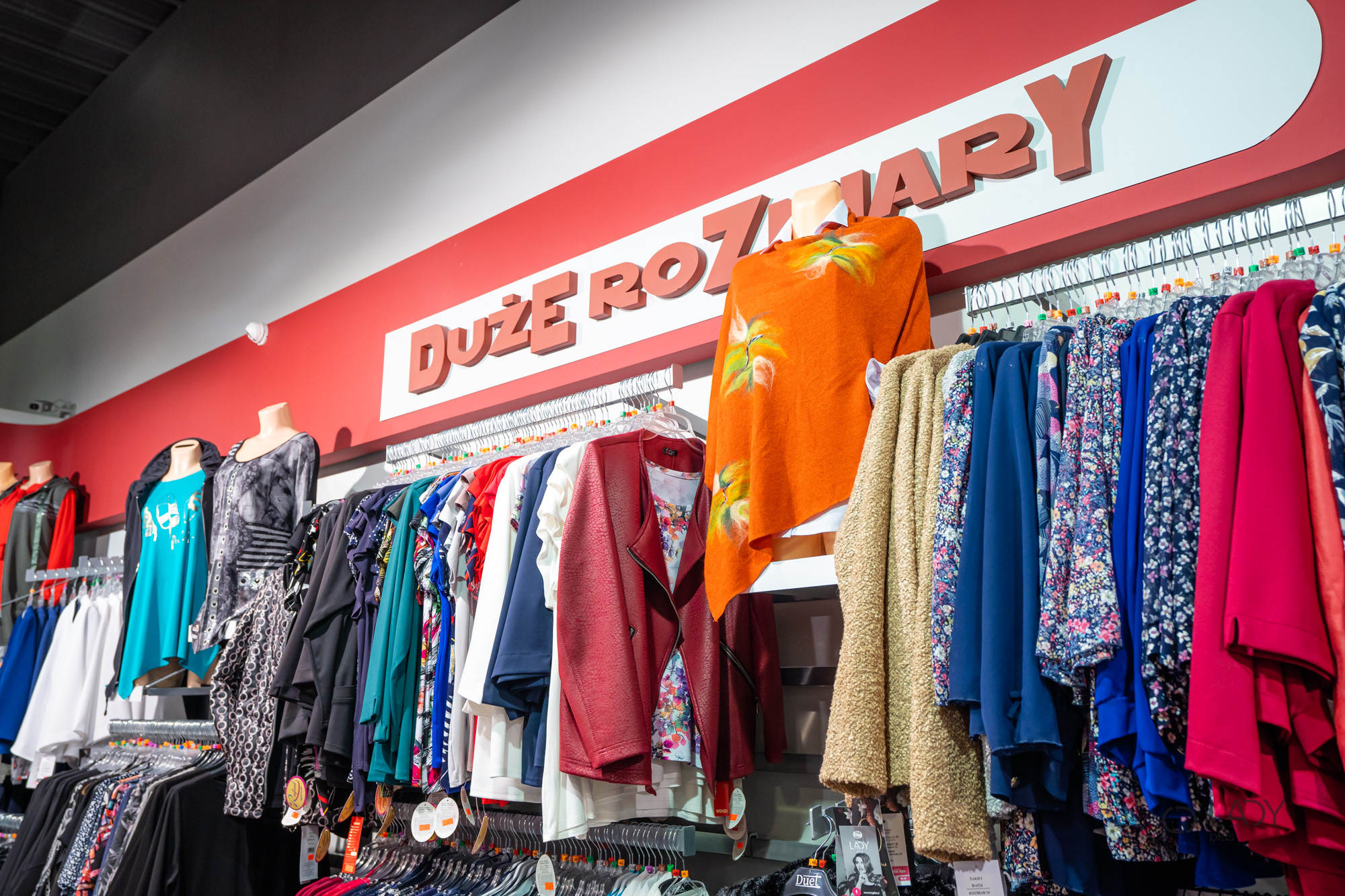 Butiky XL dámské oblečení ve velkých velikostech těhotenské oblečení Rzeszów Polsko